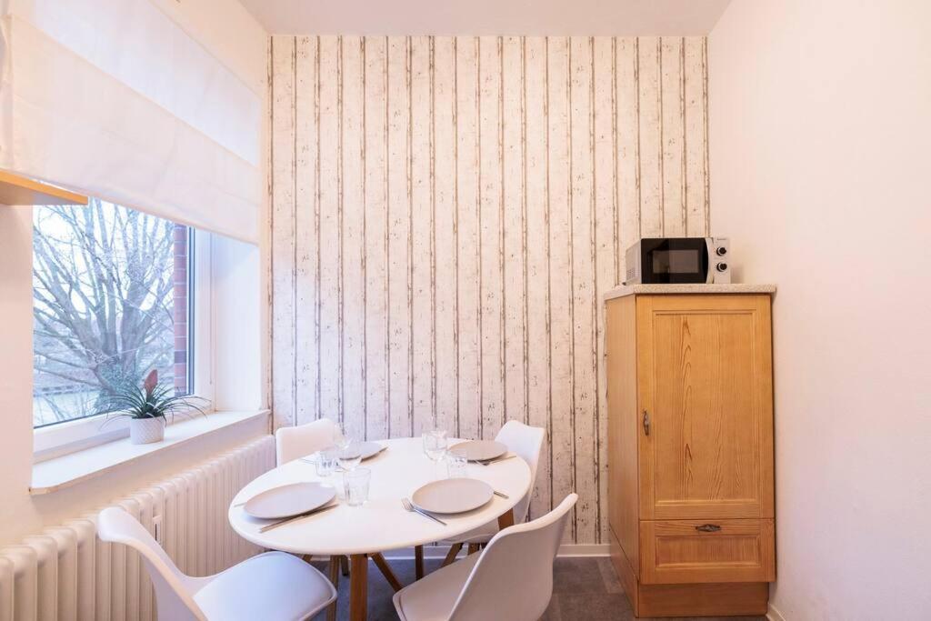 Apartment Stilvoll&ruhig Wohnen Am Wasser *